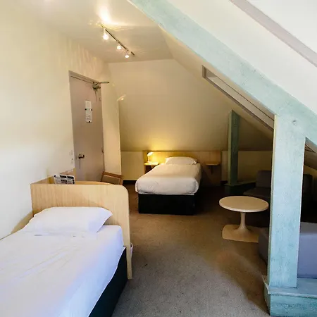 Hotel Vert Szálloda 2*