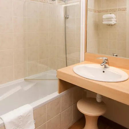Hotel Vert Ξενοδοχείο 2*