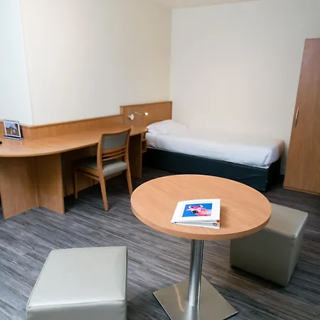 Hotel Vert Hotell 2*