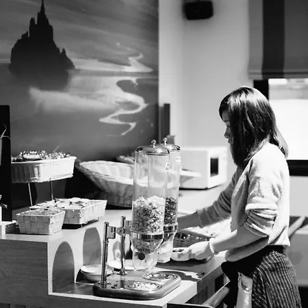 Hotell Hotel Vert 2*