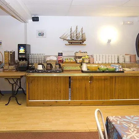 Hotel Vert Hotell 2*