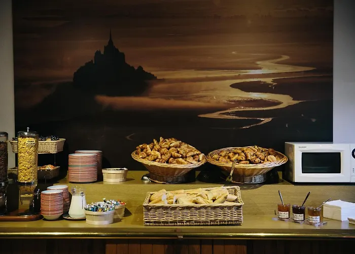 מלון Hotel Vert Mont-Saint-Michel