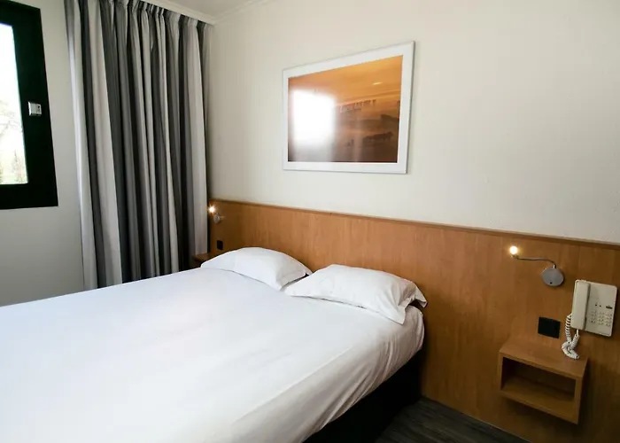 Hotel Vert 2* Mont-Saint-Michel